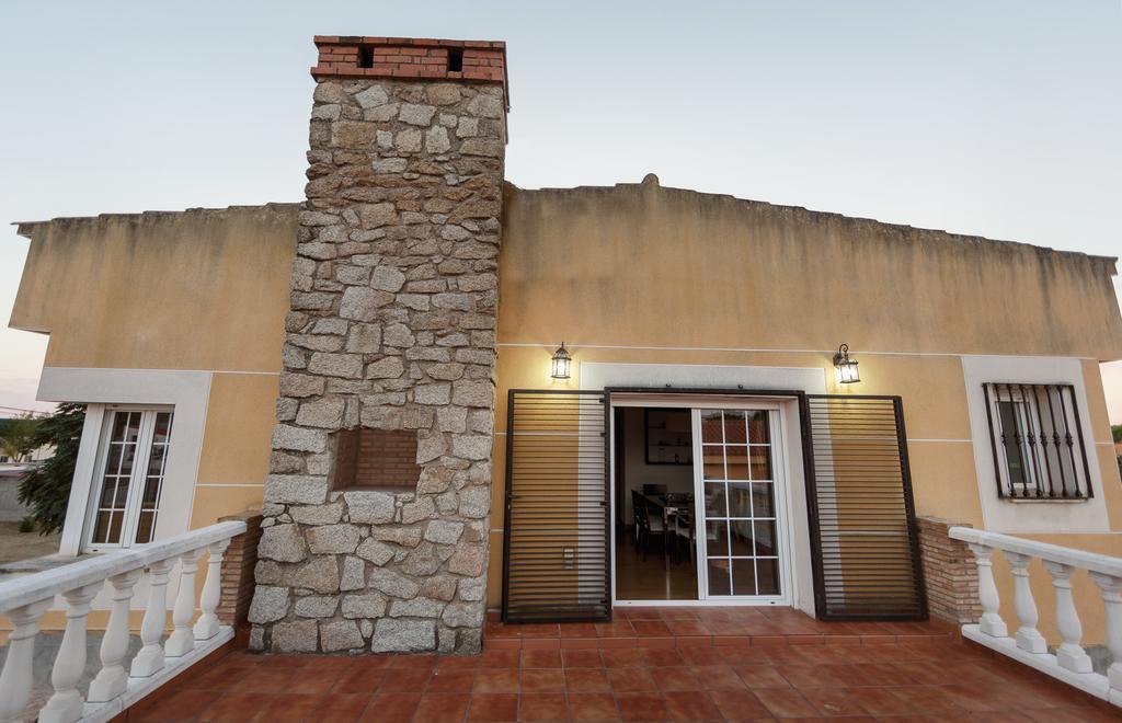 Casa Rural La Piedra De Juana Malpartida de Cáceres Eksteriør billede