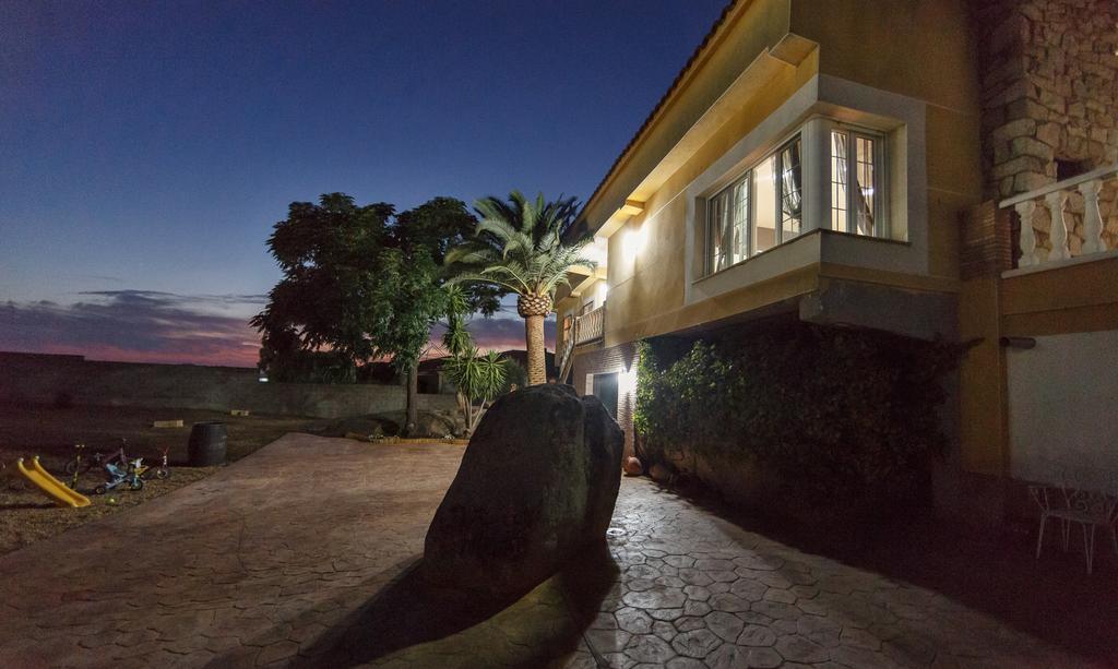 Casa Rural La Piedra De Juana Malpartida de Cáceres Eksteriør billede